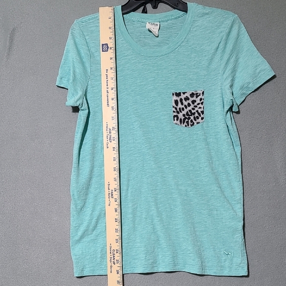 PINK VICTORIA'S SECRET Green Tee Shirt with Animal Print Pocket - Size Small - Picture 7 of 10